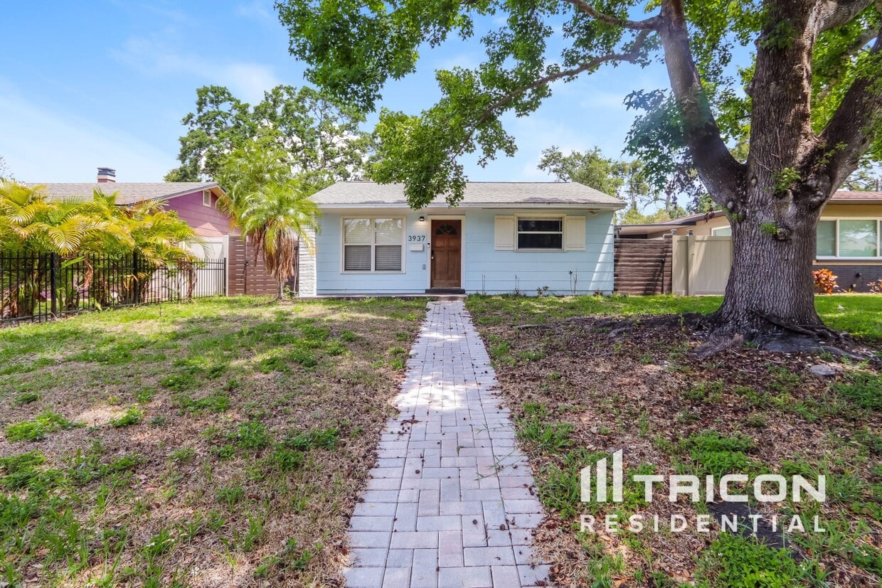 Foto principal - 3937 Dartmouth Ave N