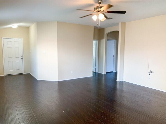 Building Photo - 717 Morgan Dr
