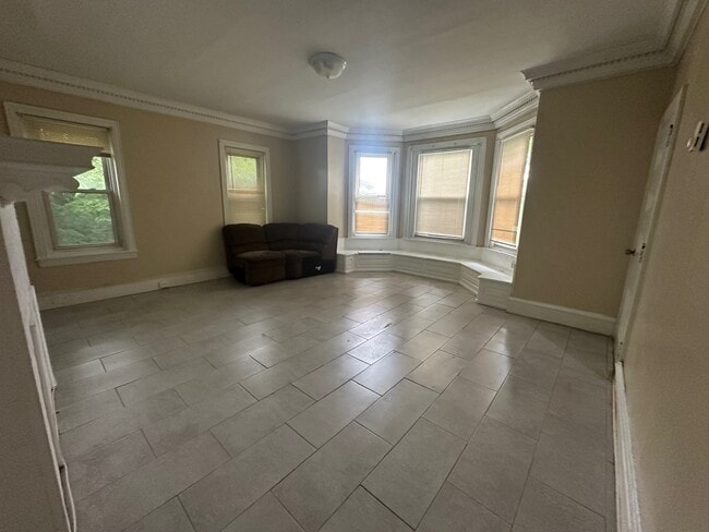 Building Photo - 1205 Arrott St
