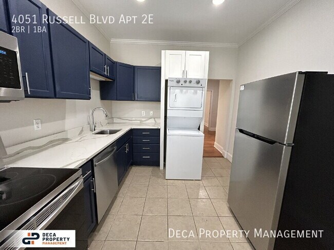 Foto del edificio - 4051 Russell Blvd