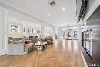 Building Photo - 85 Camp Ave