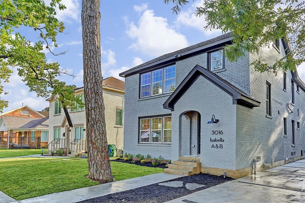 Foto principal - 3016 Isabella St