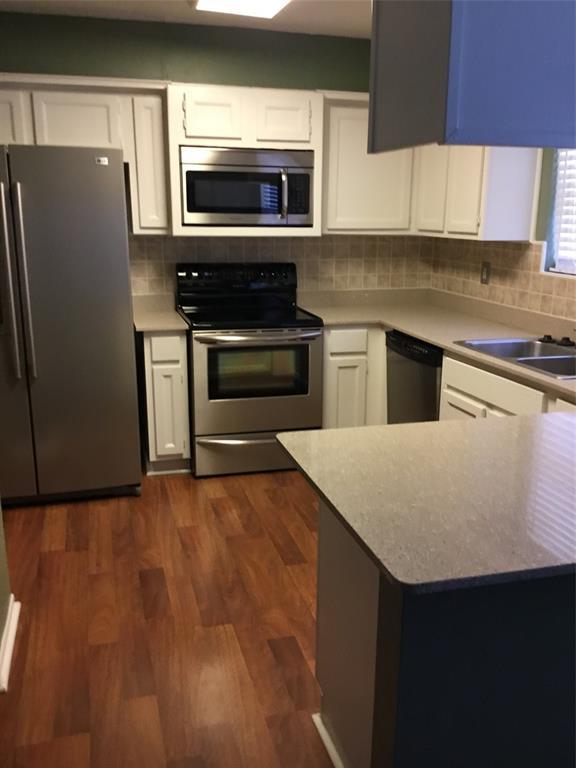Foto del edificio - 21335 Park Bluff Dr