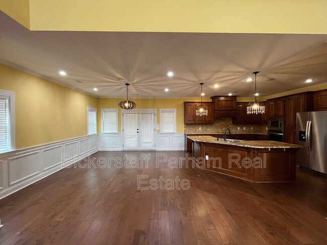 Foto del edificio - 7073 Spring Walk Dr
