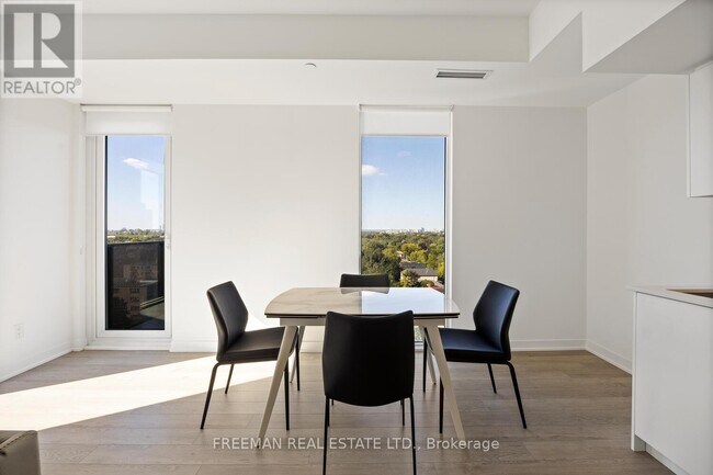 Photo du bâtiment - 480 Wilson Ave