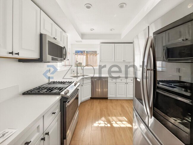 Foto del edificio - 13626 Cerise Ave