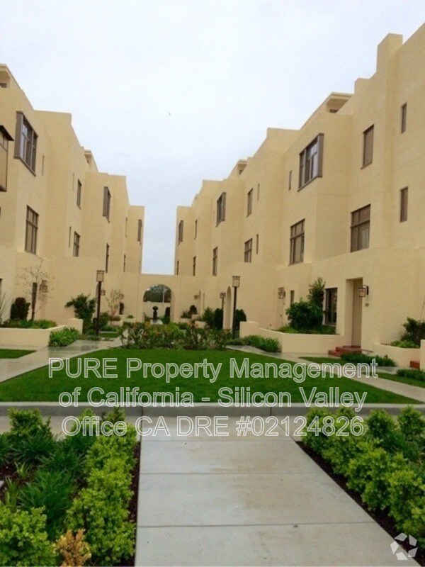 Cadillac West Apartments for Rent with a Swimming Pool Campbell, CA