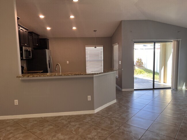 Foto del edificio - 11018 Whittney Chase Dr