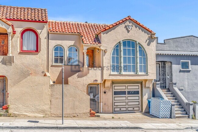 Foto del edificio - 2446 19th Ave