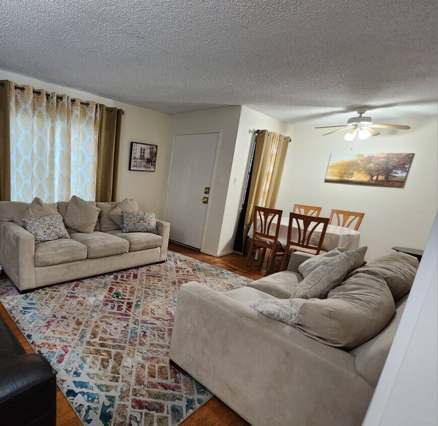 Foto principal - 715 N Jackson St