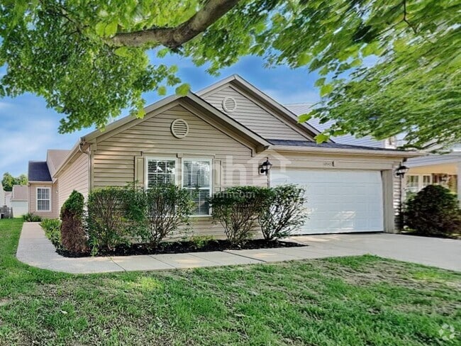 Building Photo - 10845 Albertson Dr