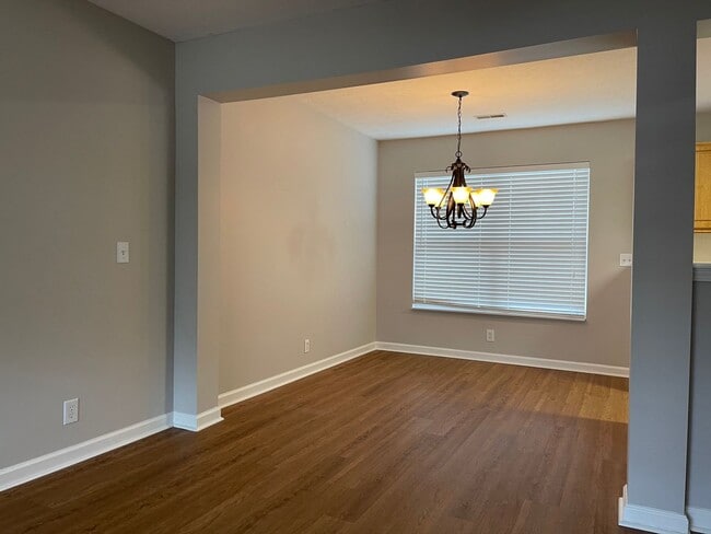 Foto del edificio - 3 Bed 2.5 Bath Nashville Opry Mills Area F...