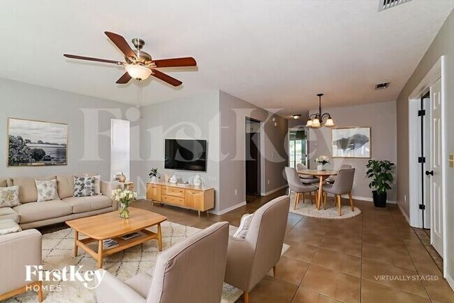 Foto del edificio - 1175 Chambord Ct