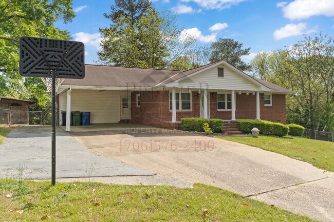 Foto del edificio - 2866 Hobbs Rd