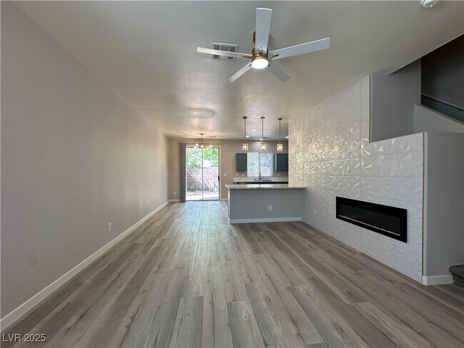 Foto del edificio - 2637 Heathrow St