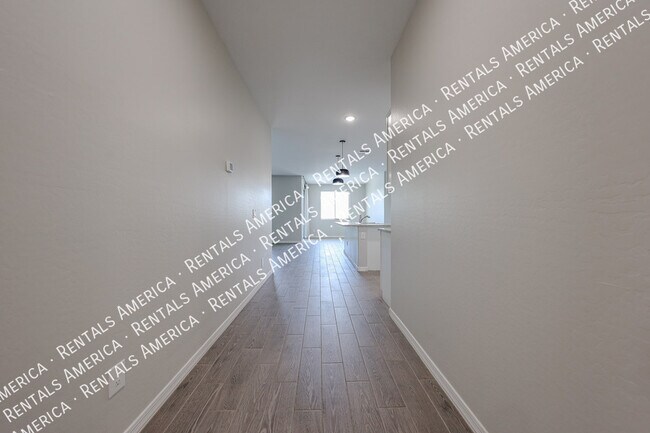 Foto del edificio - 5612 W Ldg Dr