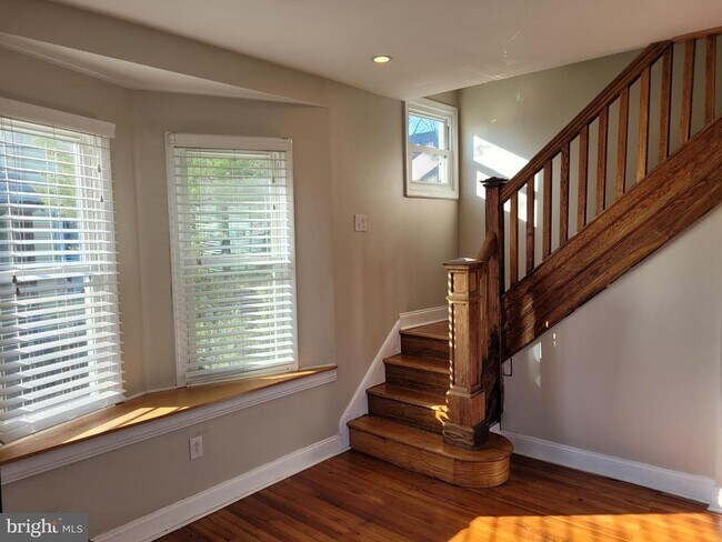 Foto del edificio - 711 Bridgeboro St