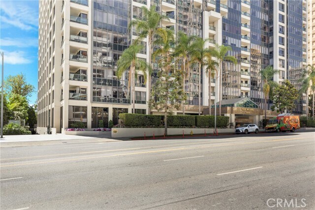 Foto del edificio - 10724 Wilshire Blvd