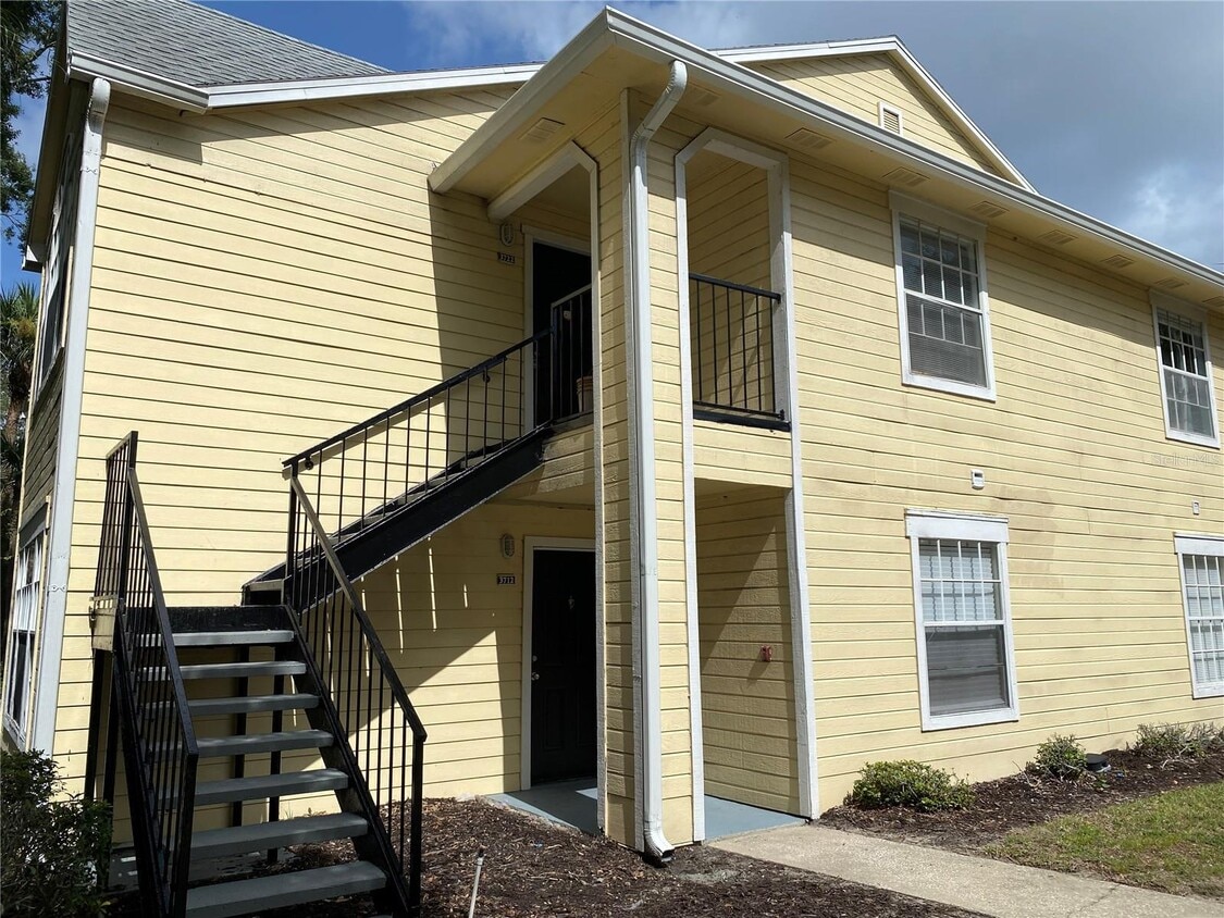 1017 S Hiawassee Rd, Orlando, FL 32835 House Rental in Orlando, FL