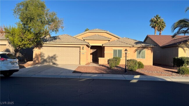 Foto del edificio - 3706 Greenfield Lakes St