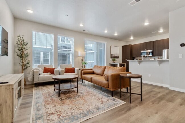 Building Photo - 17065 N Hounslow Wy