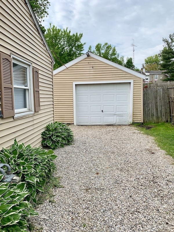 Foto del edificio - Madison ranch, fenced back yard and garage