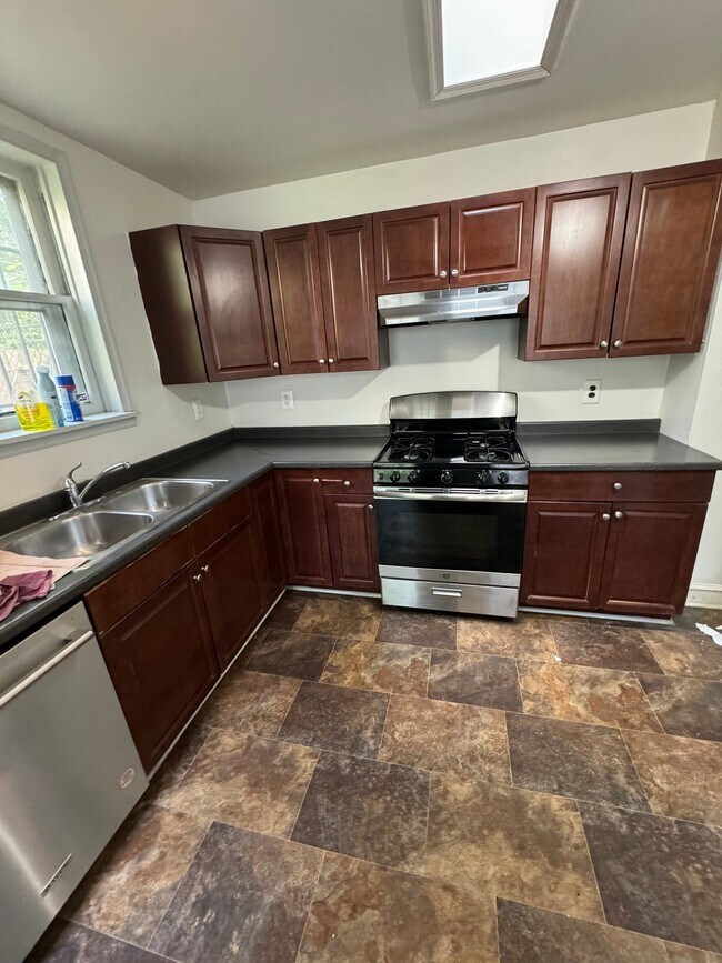 Foto del edificio - 208 S 41st St