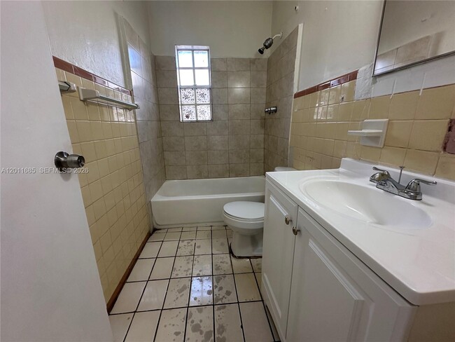 Foto del edificio - 1767 NW 5th St