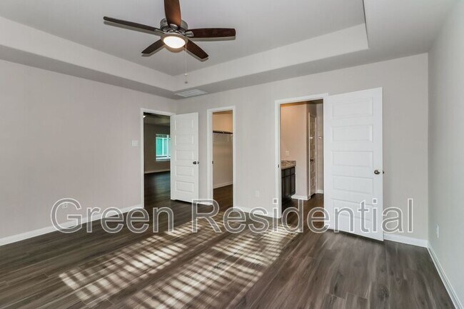 Building Photo - 5622 Briana Dee Dr