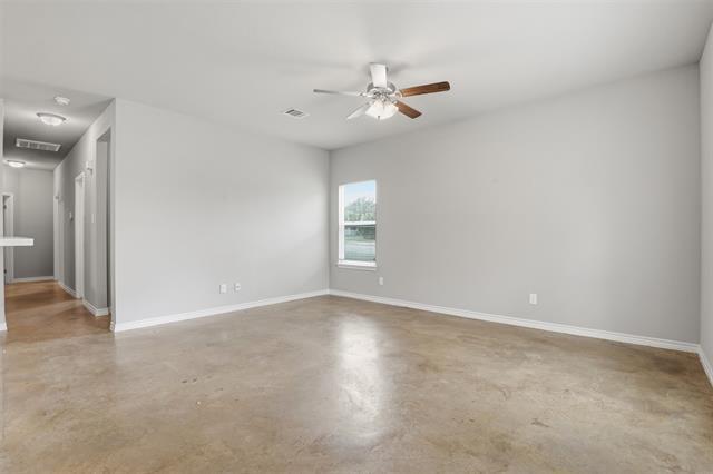 Building Photo - 1315 Joslin St
