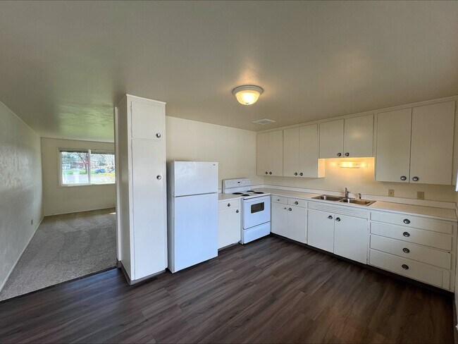 Foto del edificio - 810 NW 23rd St
