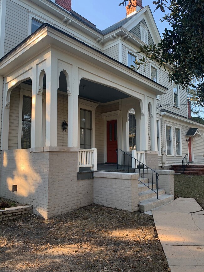 Foto del edificio - 2427 Vineville Ave