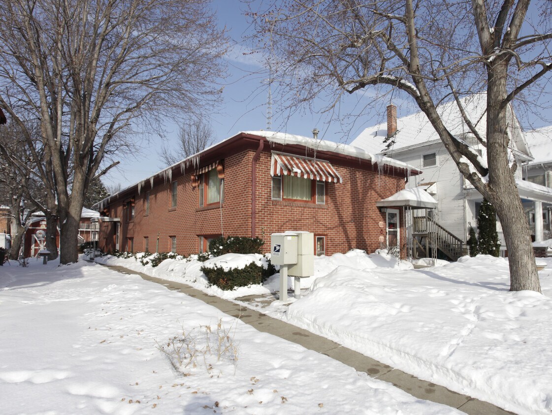 Foto principal - 1224 C St