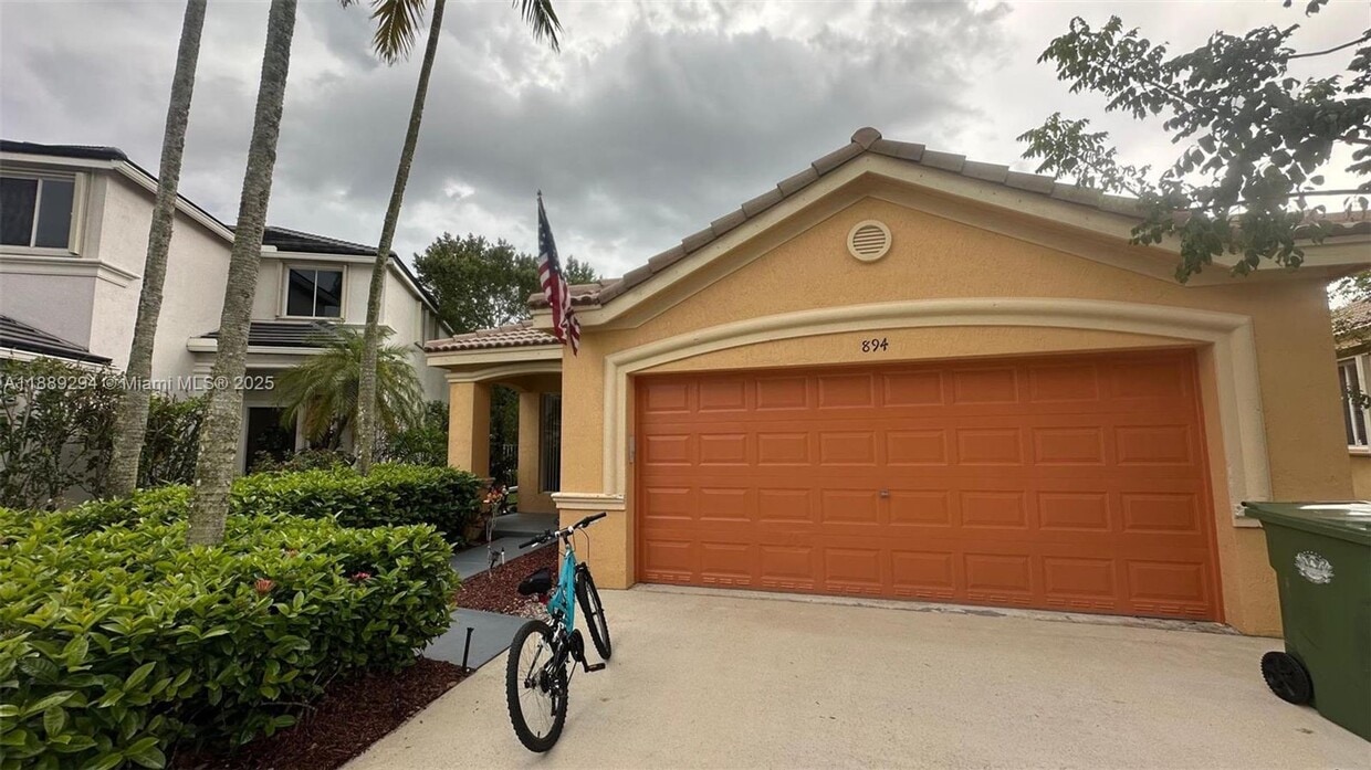 Foto principal - 894 Phoenix Way