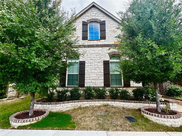 Foto principal - 12749 Friar St