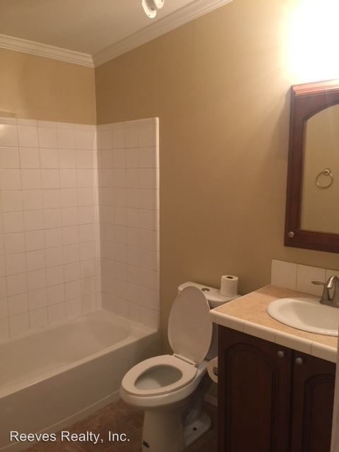 Building Photo - 1315 Creekway Dr