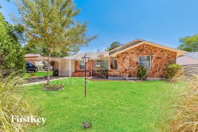 Building Photo - 6318 Songwood Dr