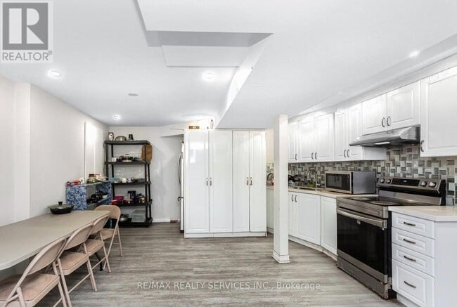 Photo du bâtiment - 20 Driscoll Dr