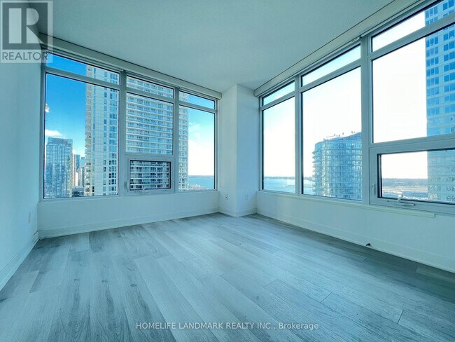 Building Photo - 70-2670 Queens Wharf Rd