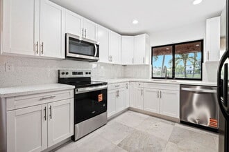 Building Photo - 4332 SW 148th Pl