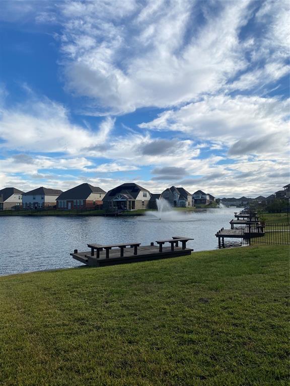 Building Photo - 3647 Lake Bend Shore Dr