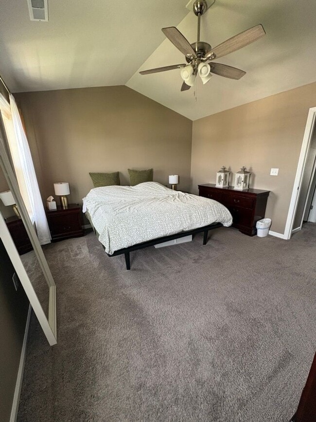 Foto del edificio - Beautiful townhome for rent in Hudson Ridge