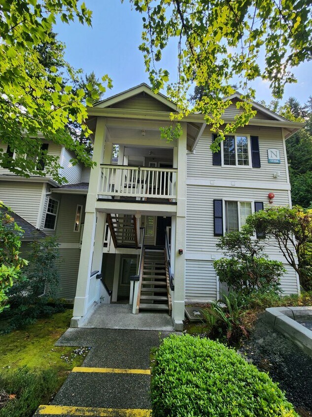 Foto principal - REMODELED Ground Floor Condo - Close to Wo...