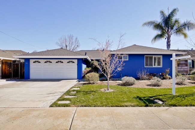 Building Photo - Wow! What a Great Home! Available Soon!