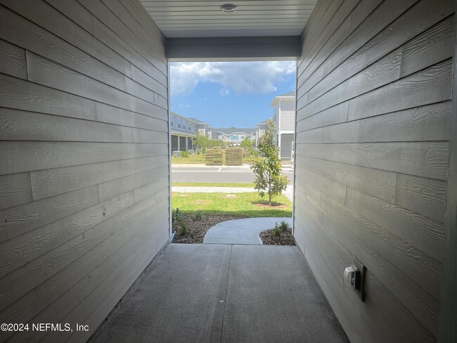 Building Photo - 6820 Golden Monarch Ave
