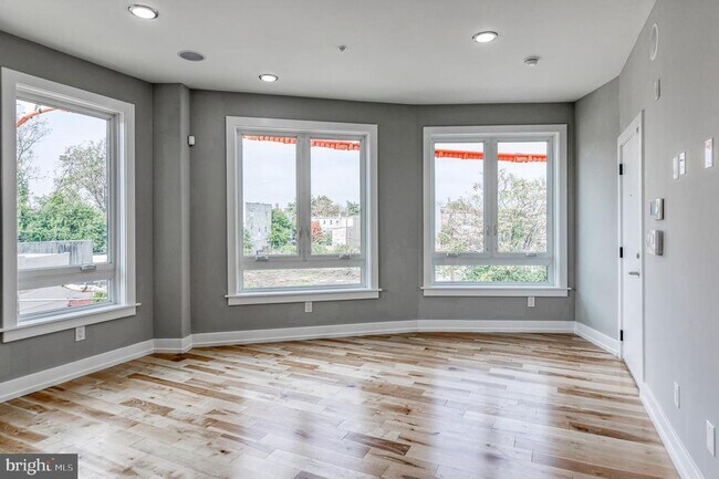 Foto del edificio - 1917 N Lawrence St