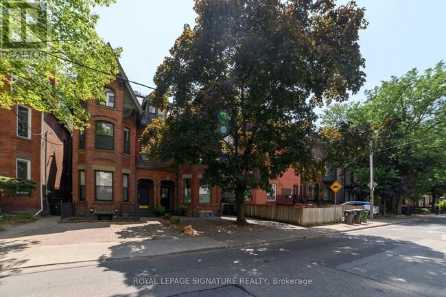 Building Photo - 103 Gloucester St