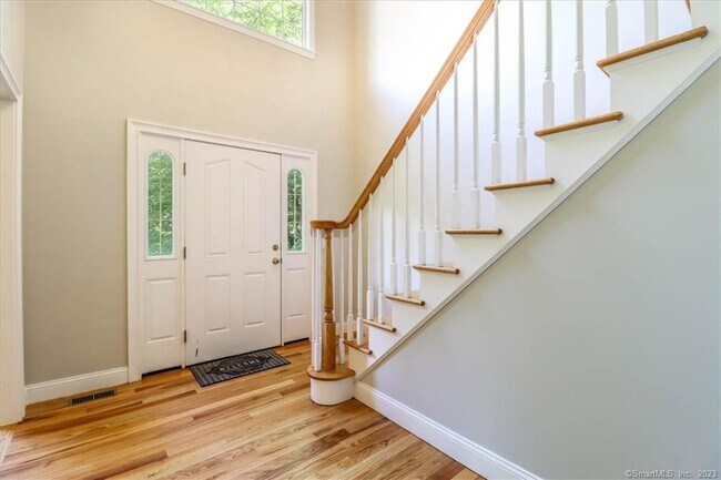 Building Photo - 1 Wades Landing