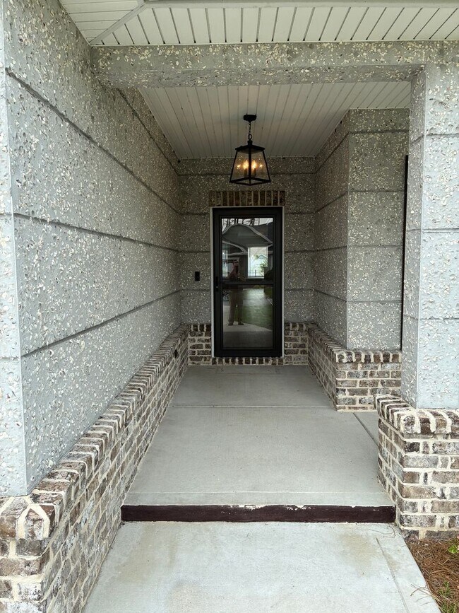 Foto del edificio - 116 Ryan Nicholas Dr