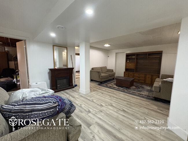 Building Photo - All-Inclusive 2-Bedroom Basement Apartment with 2 Parking Spaces – Niagara Falls